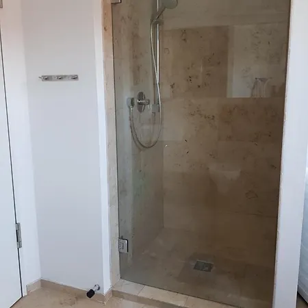 Apartment Don Carlo Ferienwohnung Erfurt