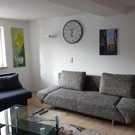 Apartment Don Carlo Ferienwohnung *
